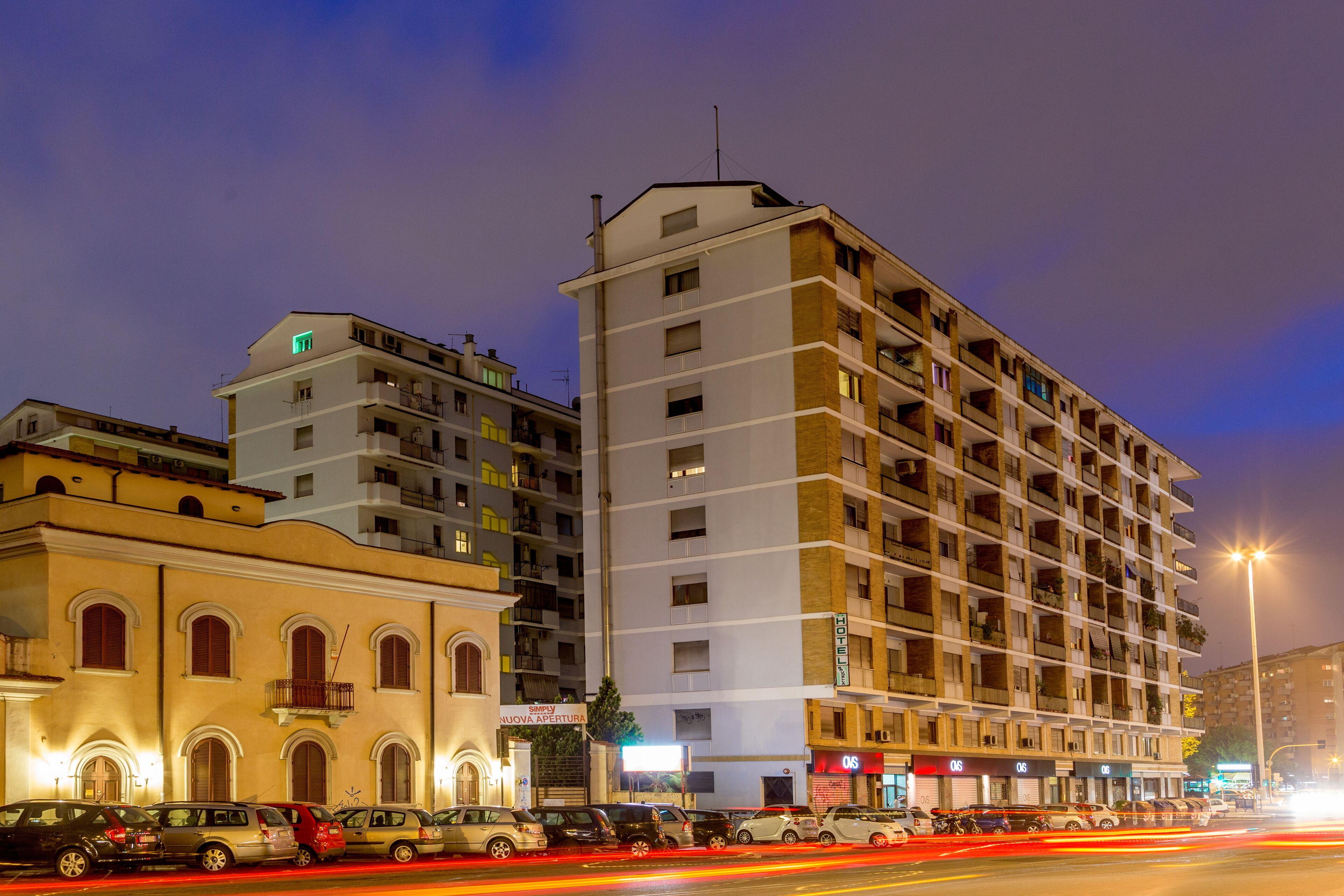 Radio Hotel — Bilder 2